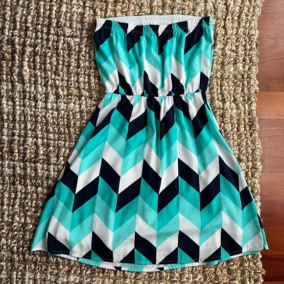 Strapless Blue Geometric Print Dress - Picture 2 of 9